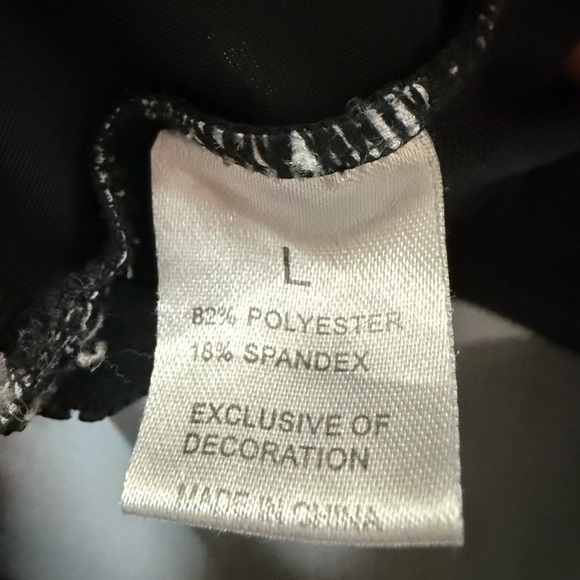 Elegant Black and Blue Women's Top - Picture 4 of 4